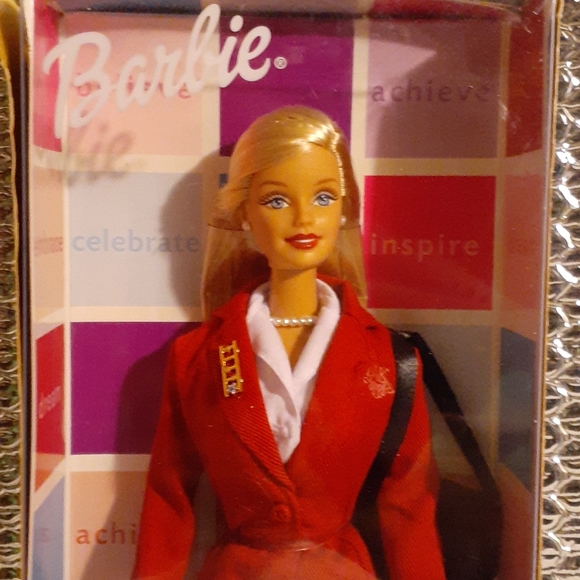 BARBIE Mary Kay Star Consultant - 40 years - Picture 2 of 7